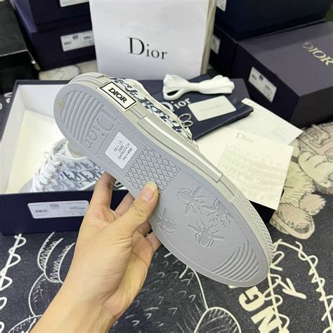 dior b23 low fake vs real|dior b23 lookup.